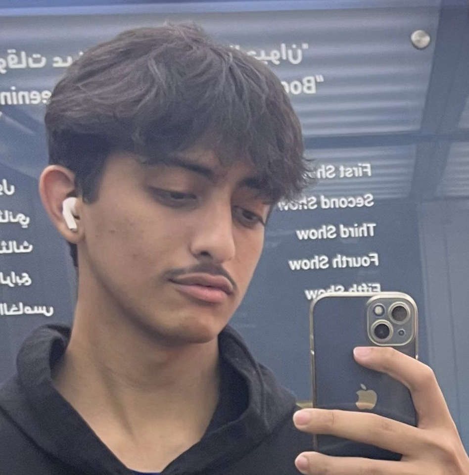 Mo - Social Media Manager